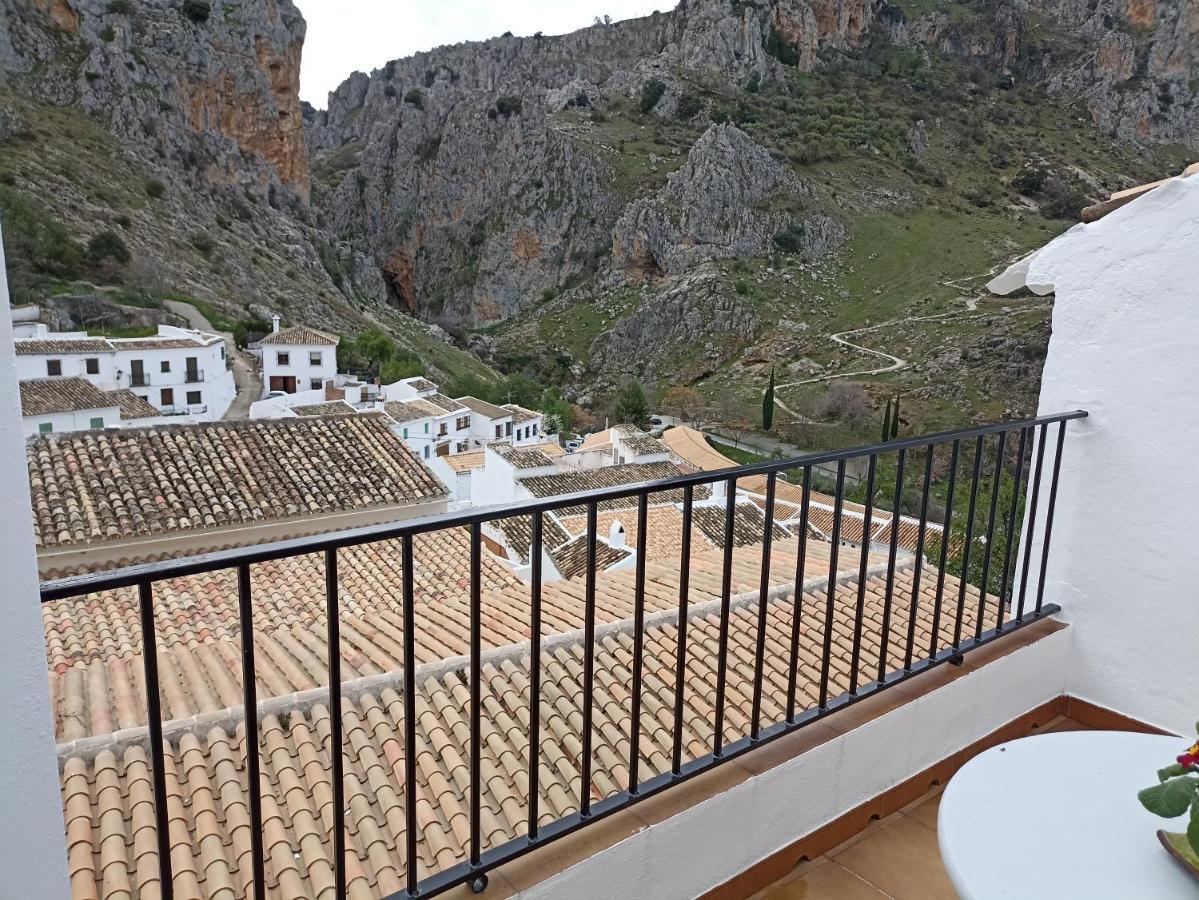 Affittacamere El Hechizo Del Bailon Zuheros Esterno foto